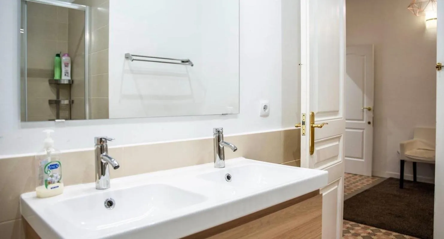 Eixample Modernista Apartment Barcelona